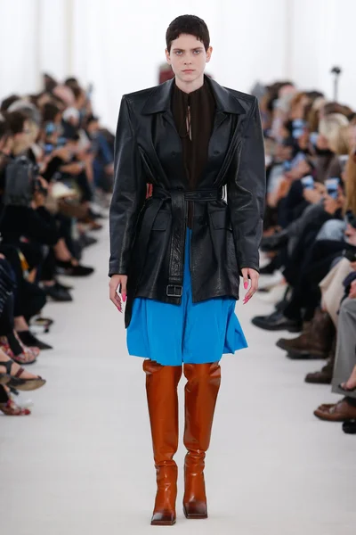 Look 2